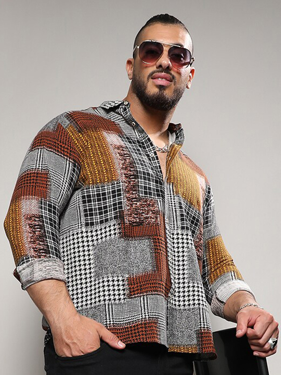 Instafab Plus Size Size Geometric Classic Regular Fit Cotton Casual Shirt