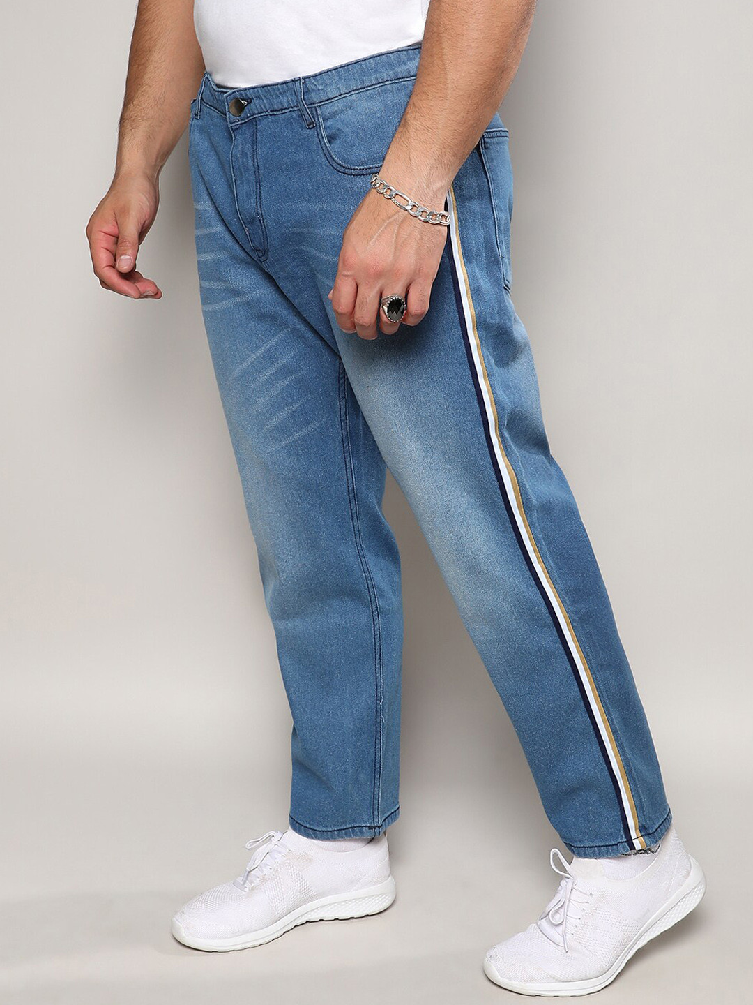 Instafab Plus Men Low Distress Jean Relaxed Fit Light Fade Stretchable Cotton Jeans