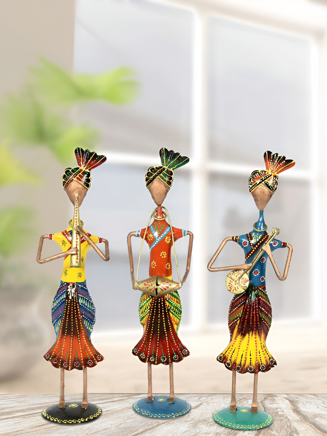 HANDICRAFTS PARADISE Sardar Yellow Metal Metallic Living Room Hand Made Set of 3 Medium Showpieces - 3 Inches