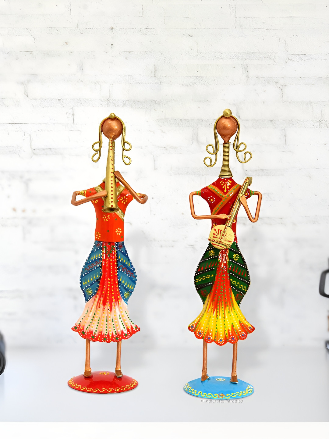 HANDICRAFTS PARADISE Musical Lady Dolls Set Red Metal Metallic Living Room Hand Made Set of 2 Medium Showpieces - 3 Inches