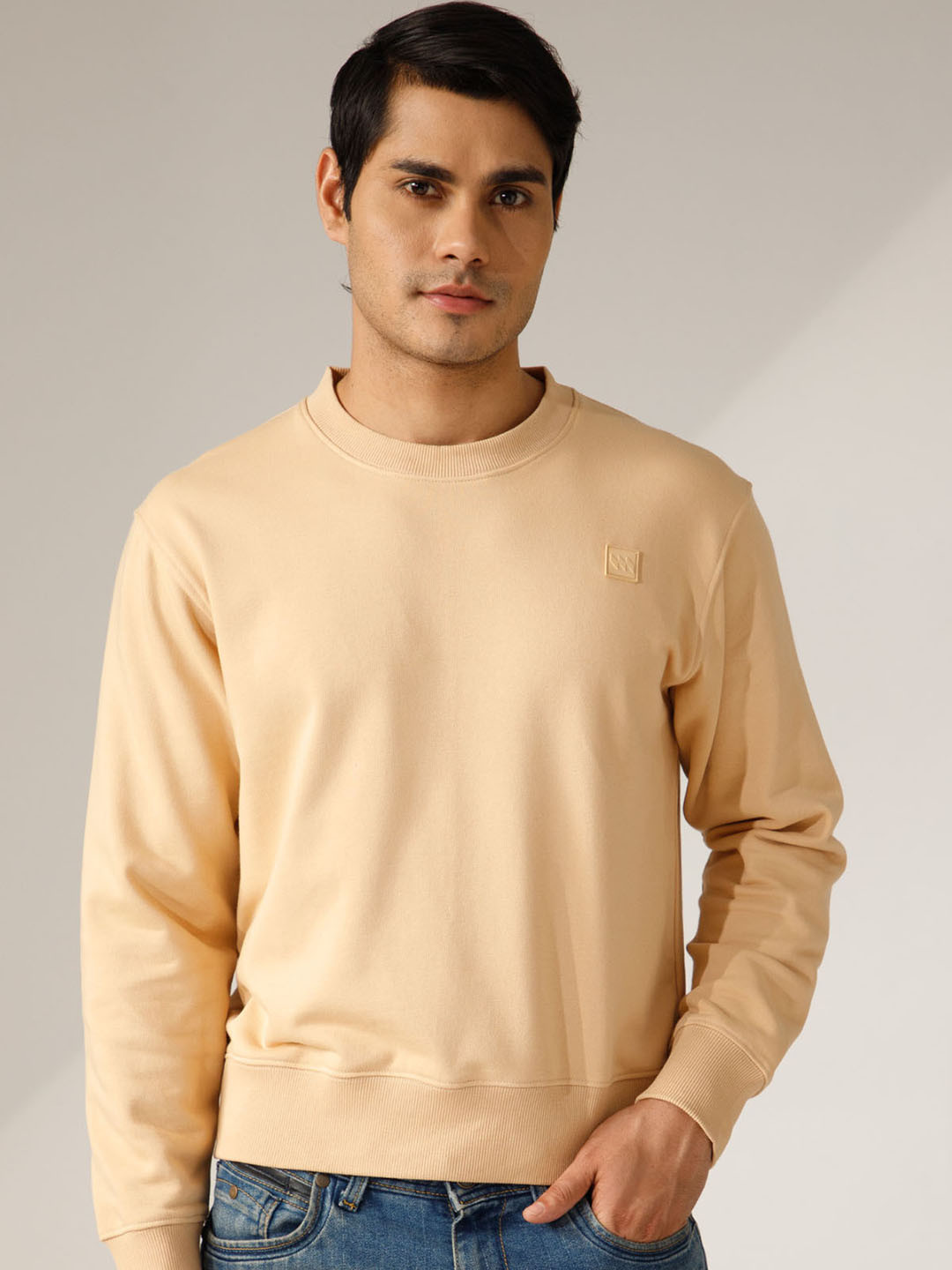 MODERN CREW Ace Luxe Men Solid Relaxed Fit Sweatshirt