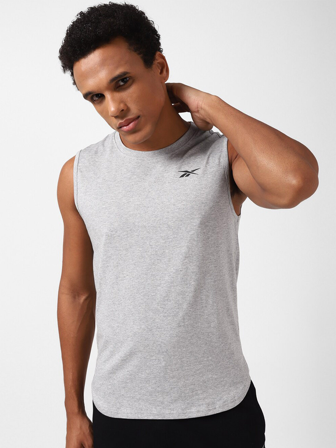 Reebok Sleeveless Yg Tank Innerwear Vests