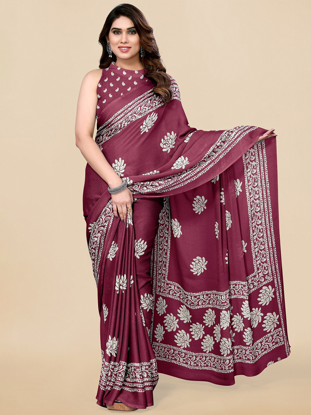 MIRCHI FASHION Magenta & White Batik Printed Poly Chiffon Saree