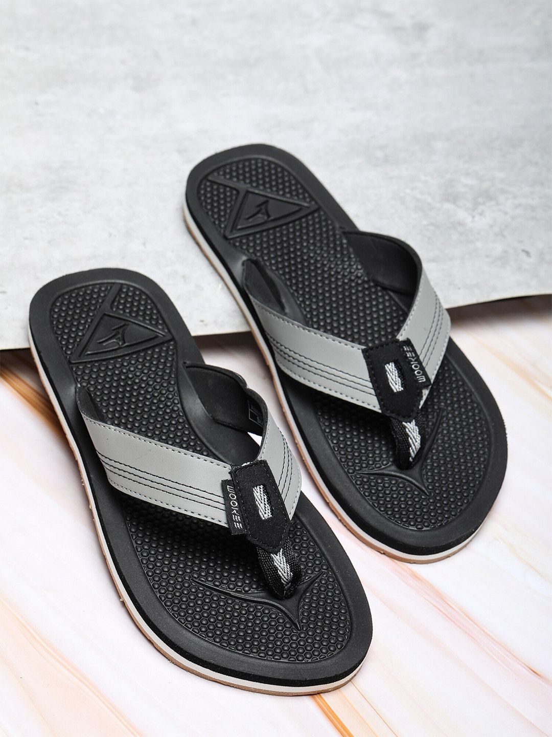 ABROS Men Textured Fabric Thong Flip-Flops