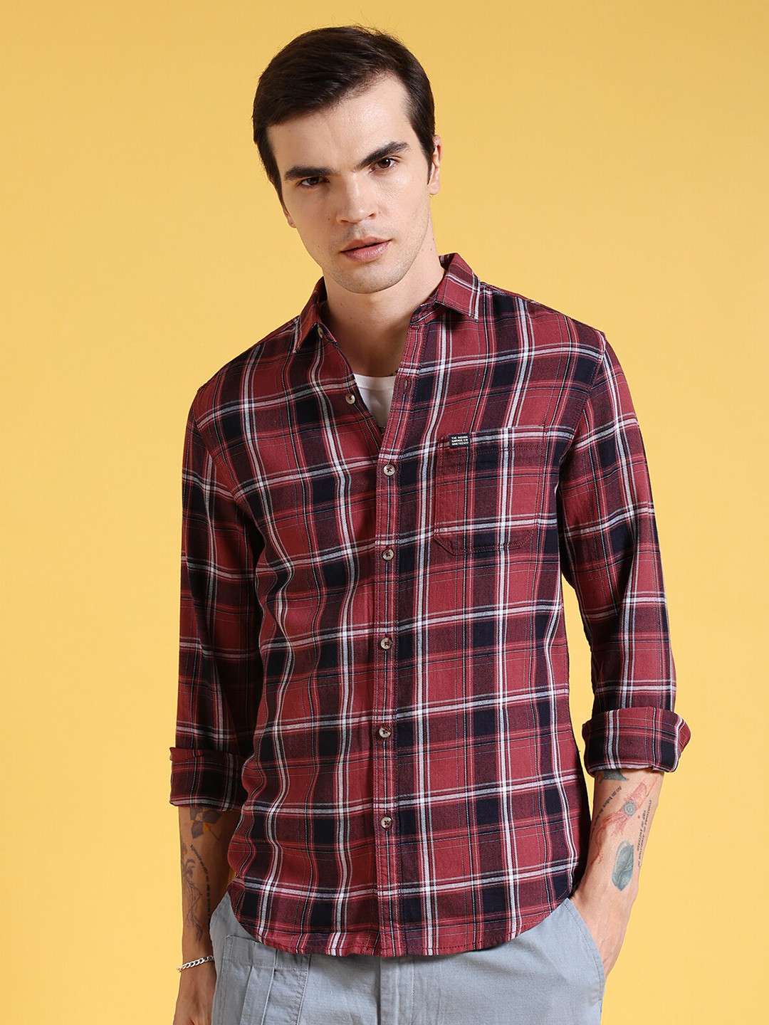 The Indian Garage Co Slim Fit Tartan Checked Twill Weave Pure Cotton Casual Shirt