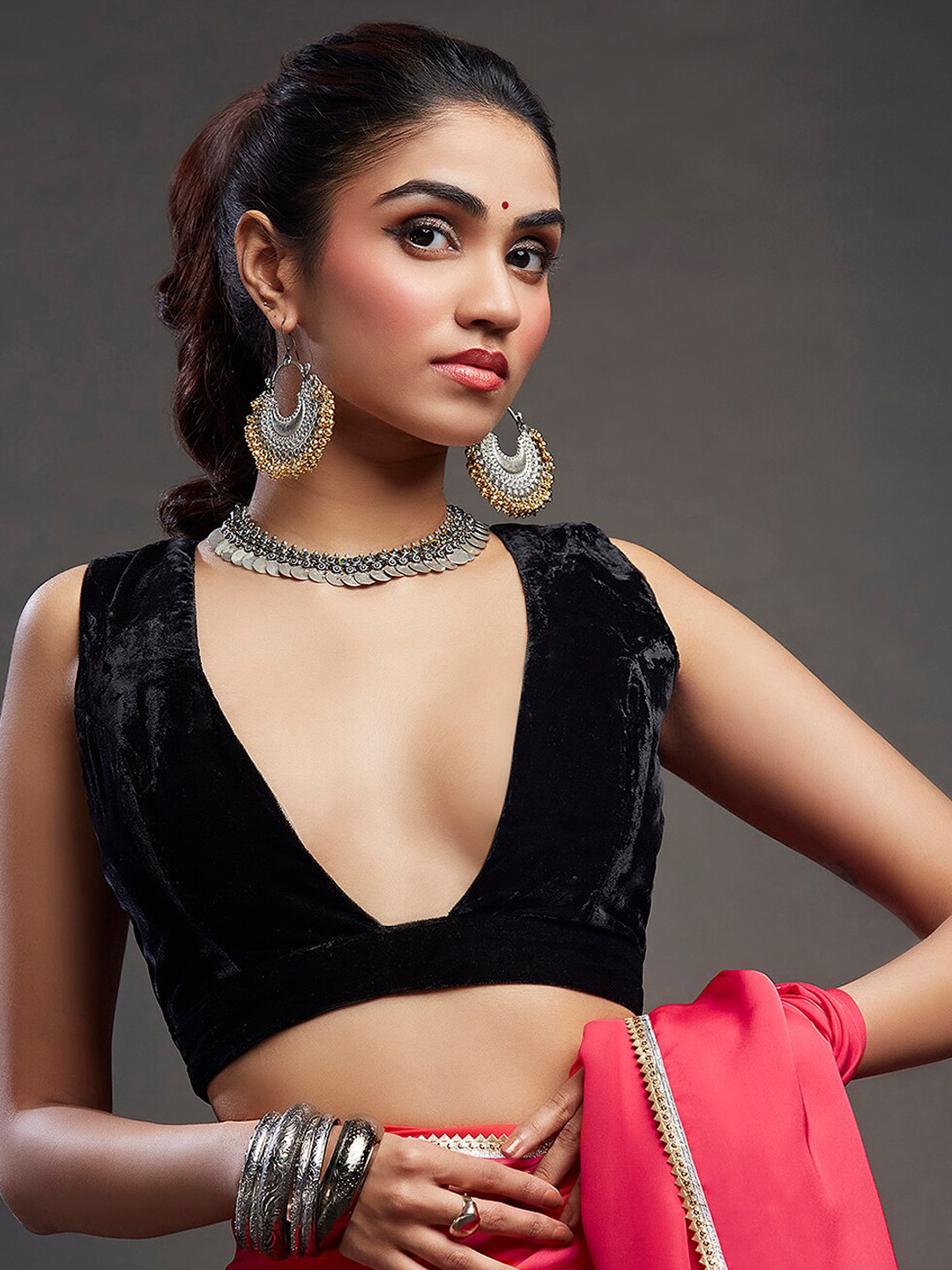 PHATAKA V-Neck Sleeveless Velvet Saree Blouse