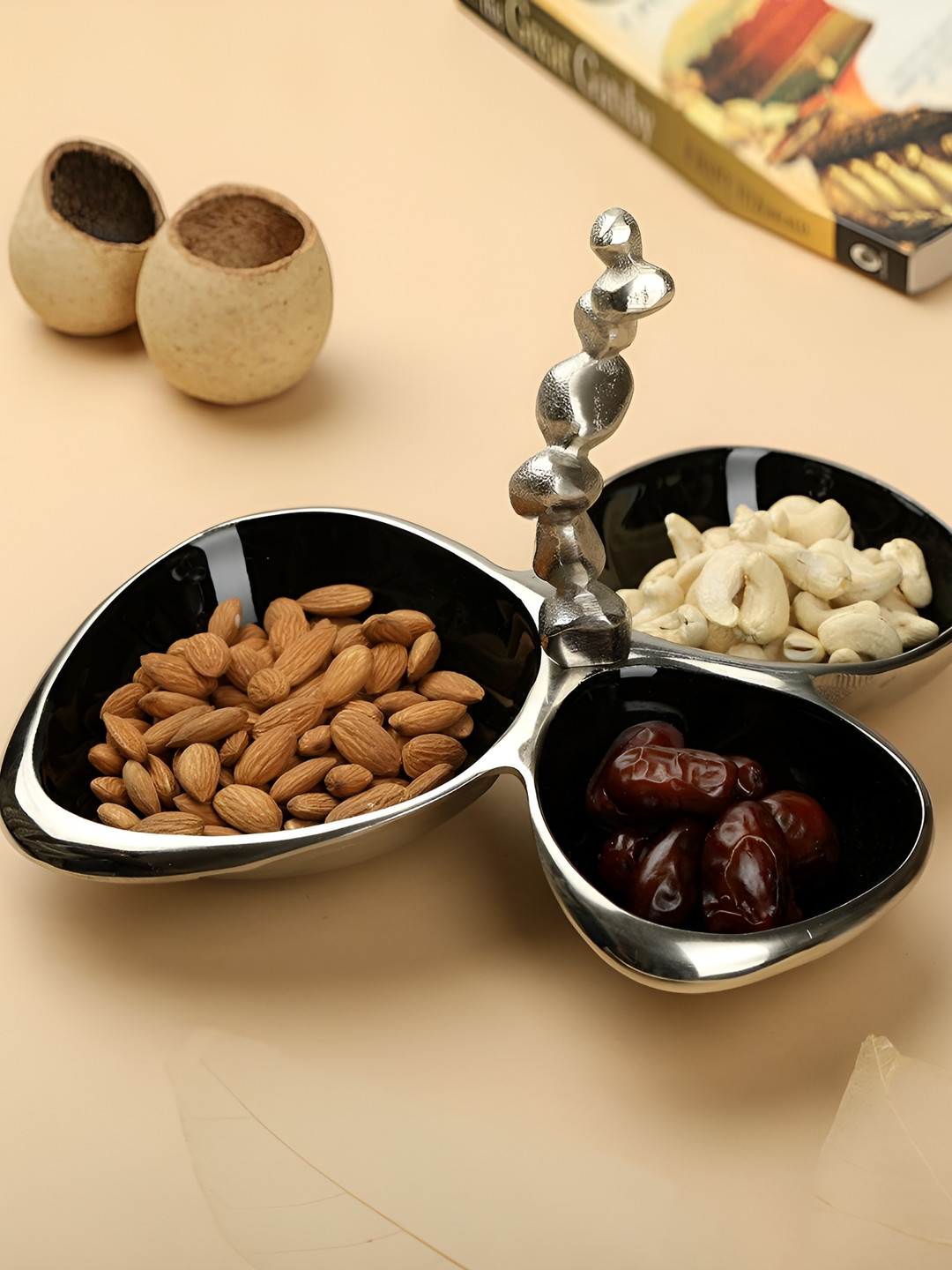 Decor de Maison Black & Silver-Toned Metal Triple Bowl Platter