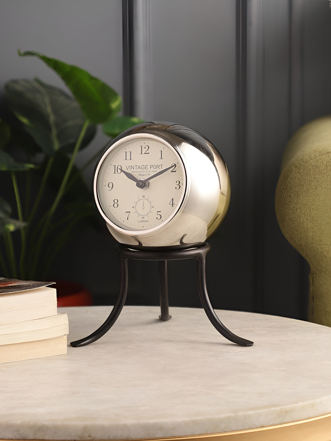 Decor de Maison Silver Metal Durable 2 Pcs Round Battery Analogue Table Clock-17.8cm