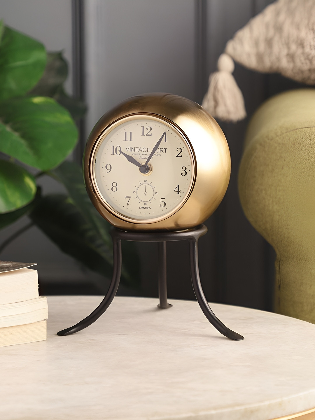 Decor de Maison Gold-Toned Table Clock