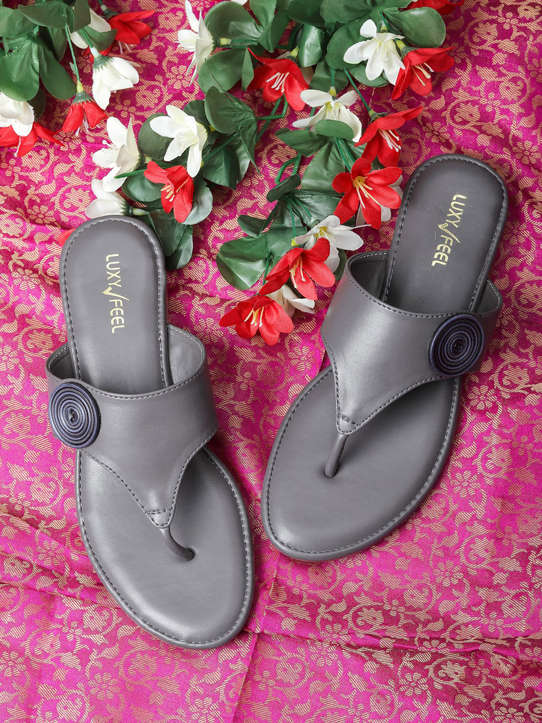 Luxyfeel Textured Open Toe Flats