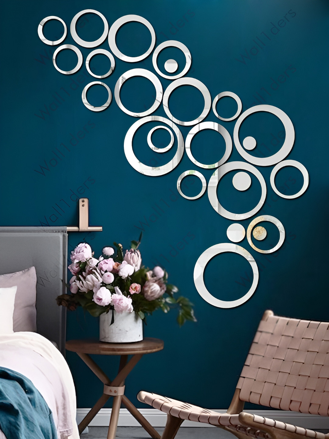 Wall1ders Silver Toned 40 Rings Acrylic Mirror Wall Stickers