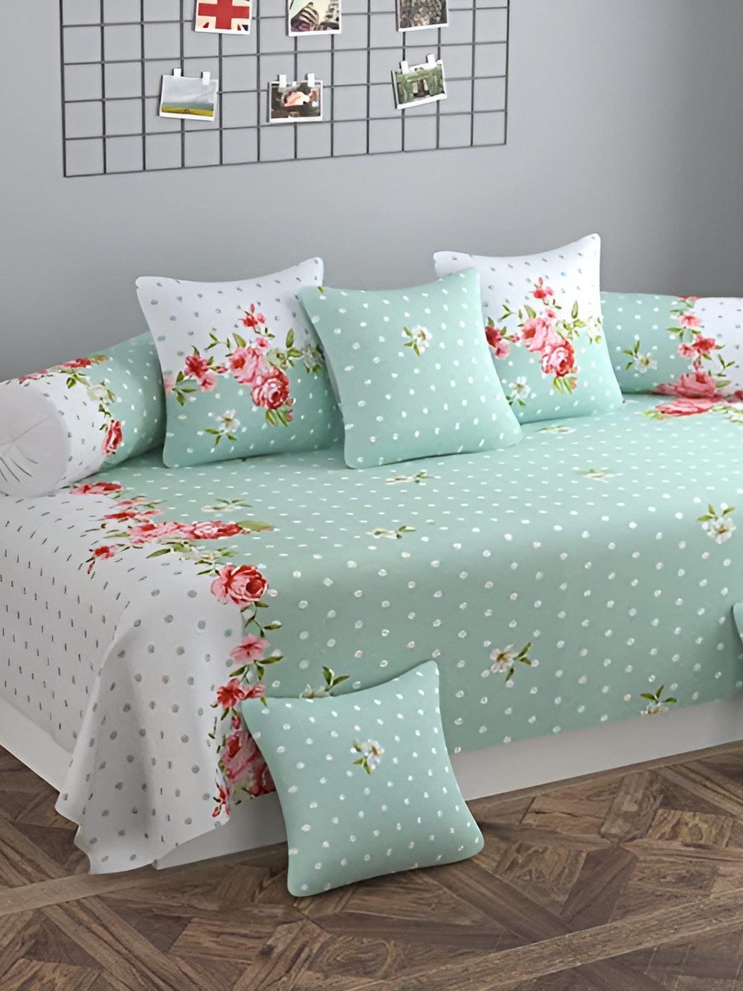 DECOR VATIKA Green & White 8 Pieces Floral Printed Diwan Set