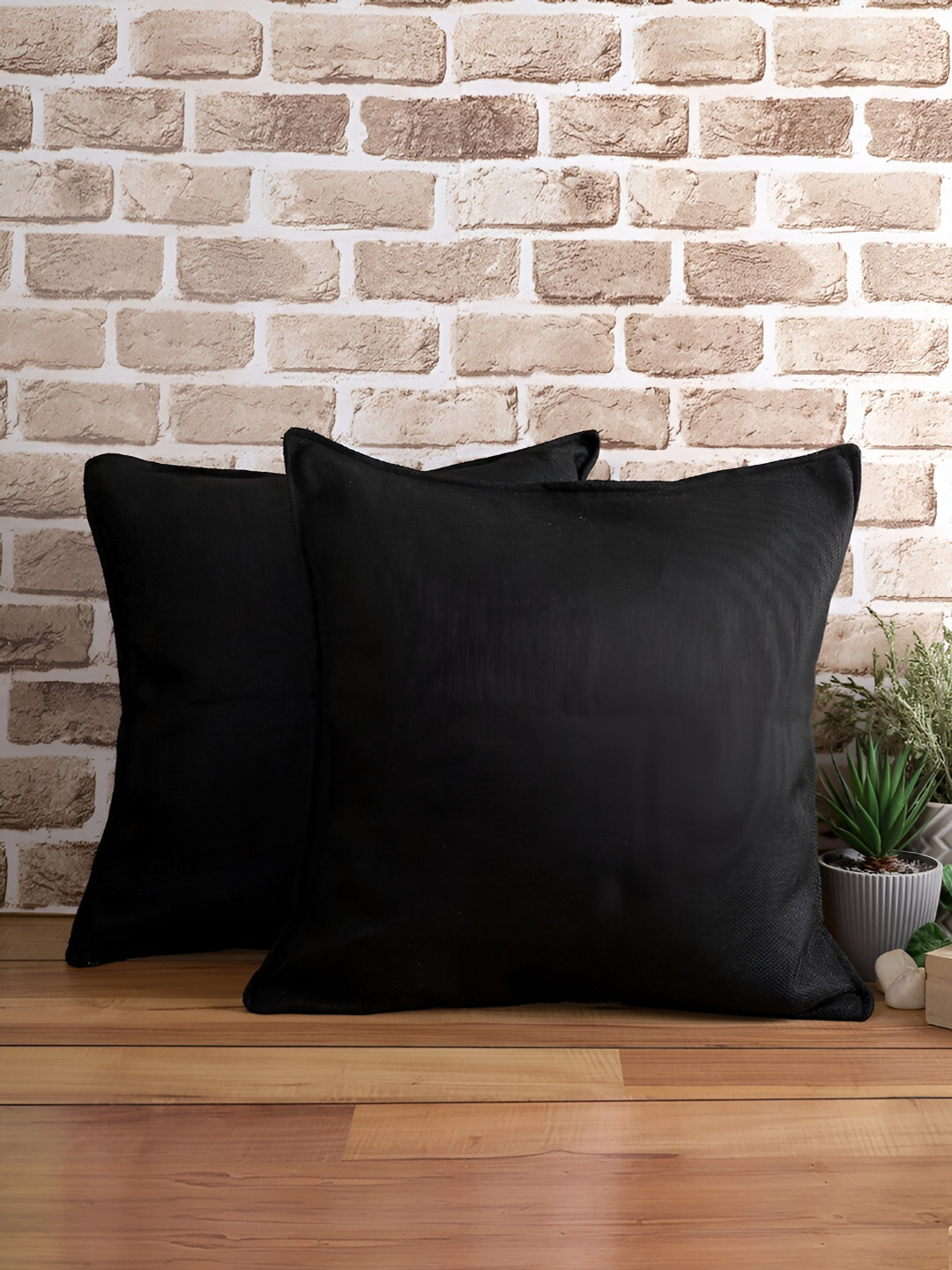 THE CONVERSION Black 2 Pieces Jute Cotton Square Cushion Covers