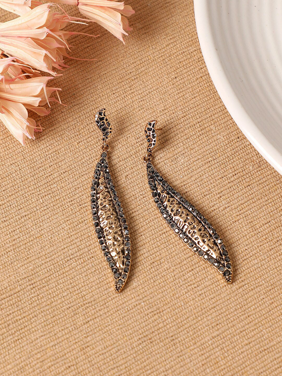 SOHI Gold-Plated Artificial Stones Earrings