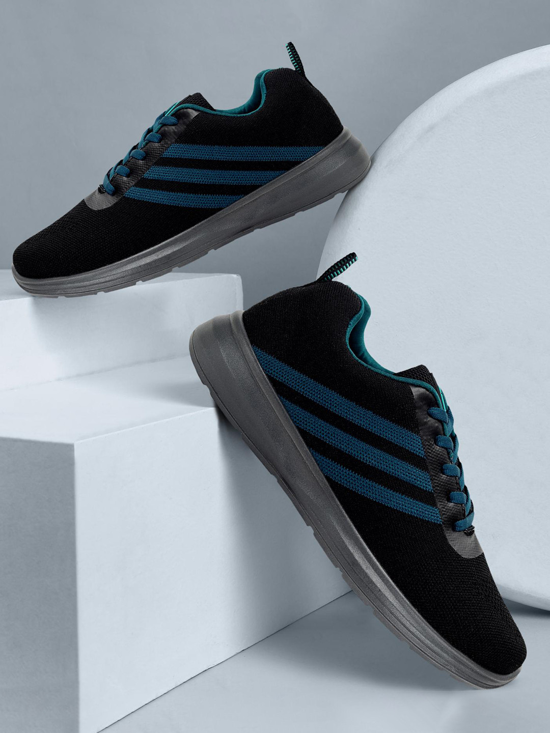 Paragon Kids Textured Mesh Lace-Up Sneakers