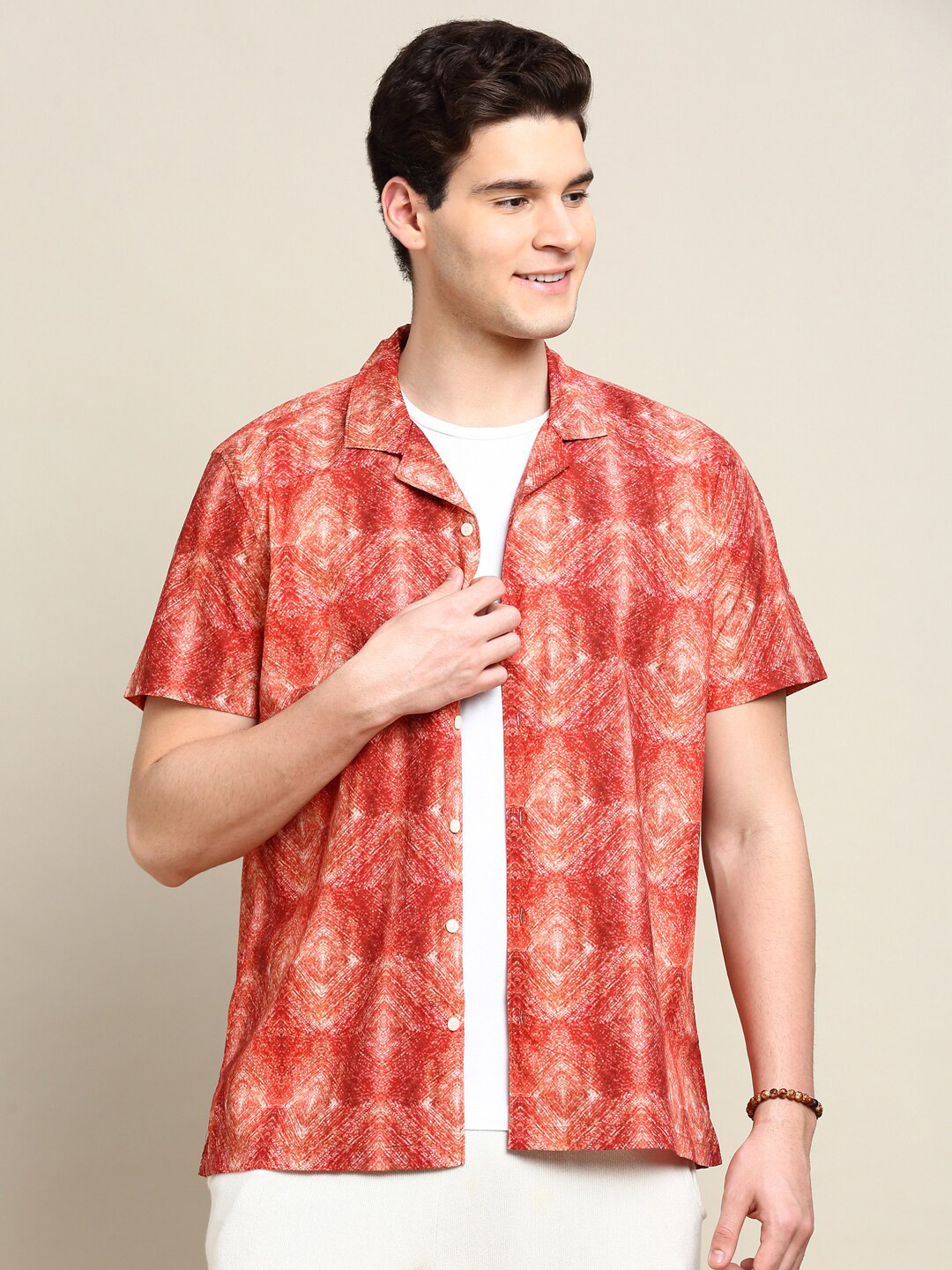 INVICTUS Club Slim Fit Geometric Printed Cuban Collar Cotton Casual Shirt