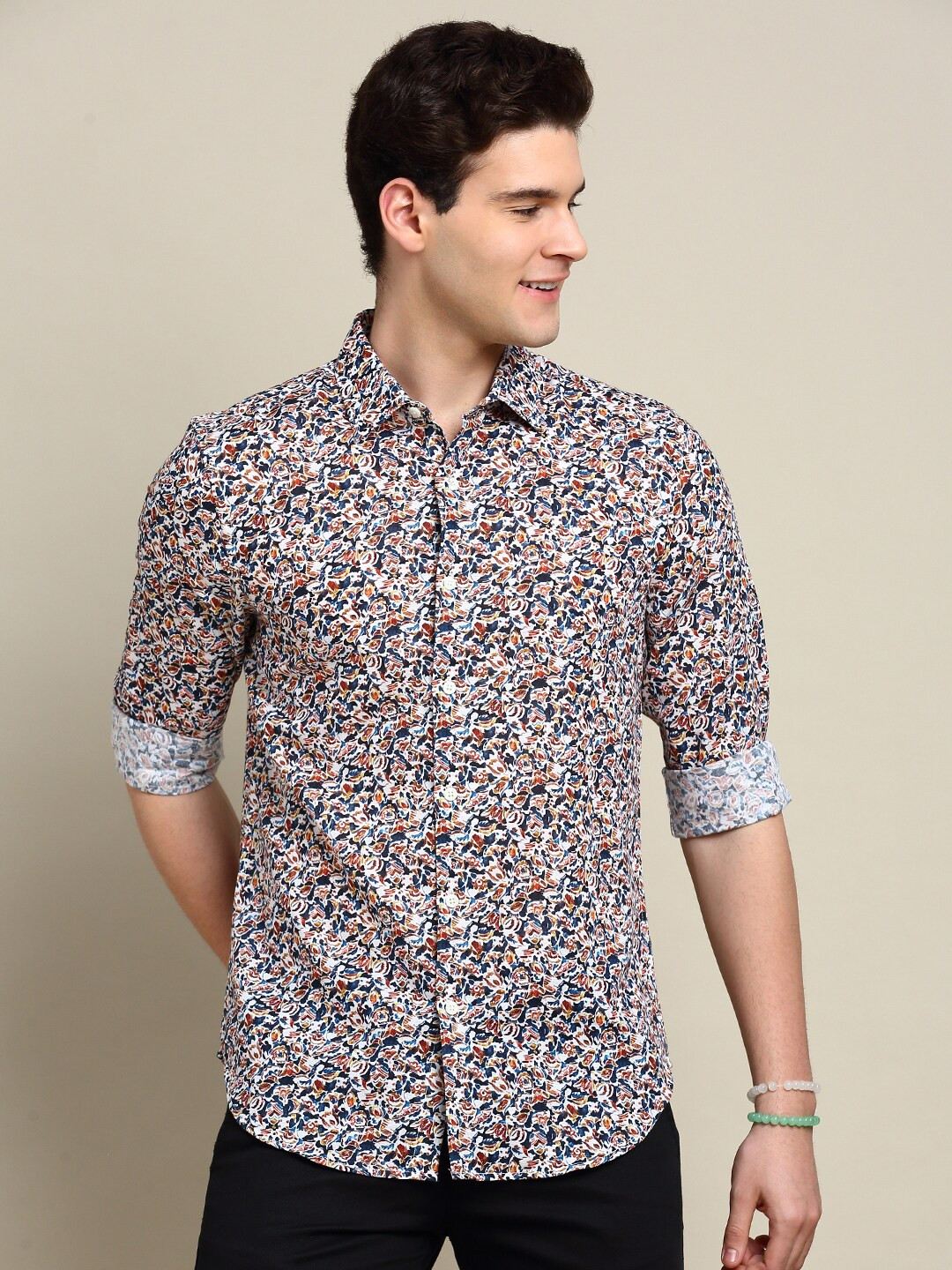 INVICTUS Club Slim Fit Abstract Printed Cotton Casual Shirt
