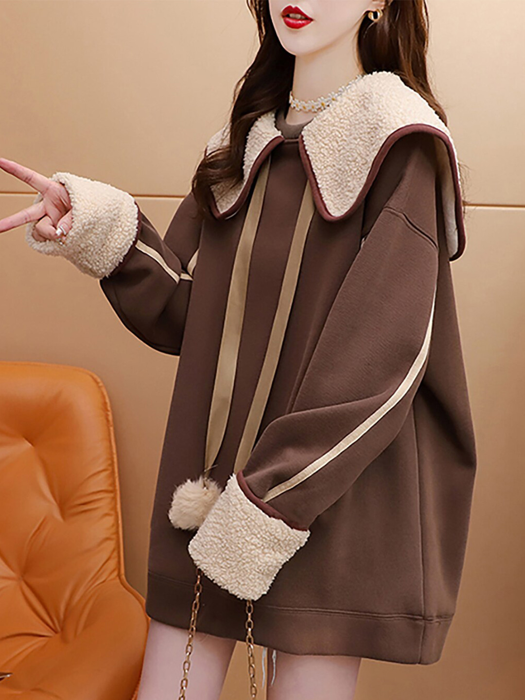 JC Mode Long Sleeves Sweatshirt