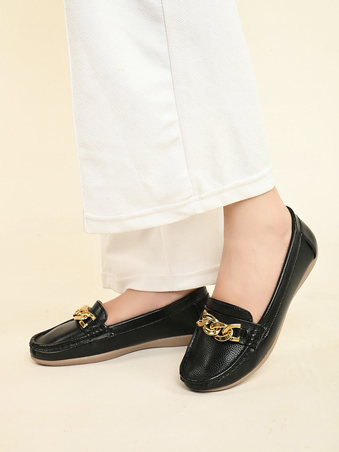 XE Looks Comfortable Stylish & Fancy Chain Design Slip-On Loafers