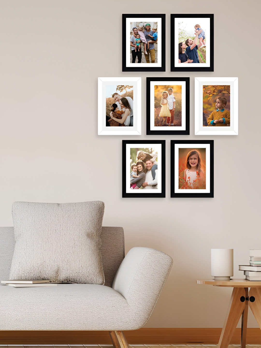 Stuthi Arts Black & White 6 Pieces Wooden Wall Photo Frames Set