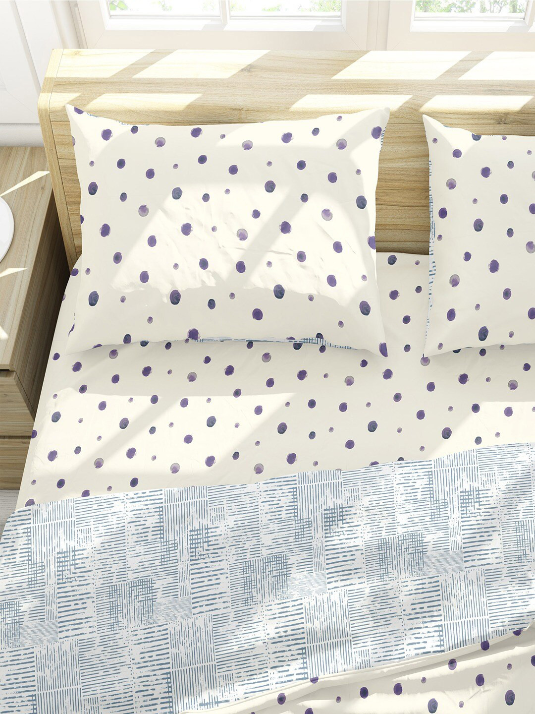 Himeya Comfort Percale White 2 Pcs Printed 200 TC Pure Cotton Rectangle Pillow Covers