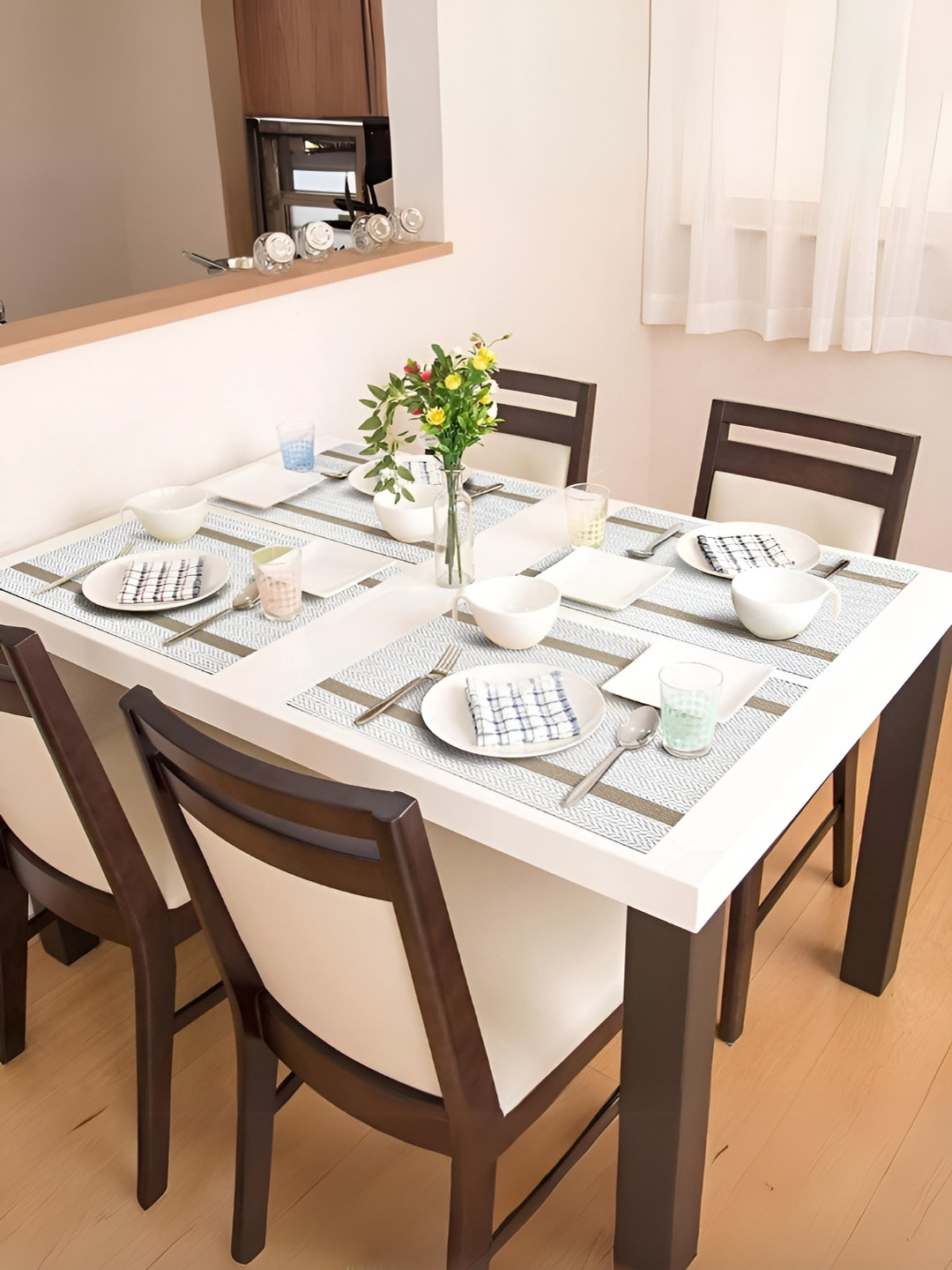 YELONA Beige 4 Pieces Patterned Rectangular Table Placemats