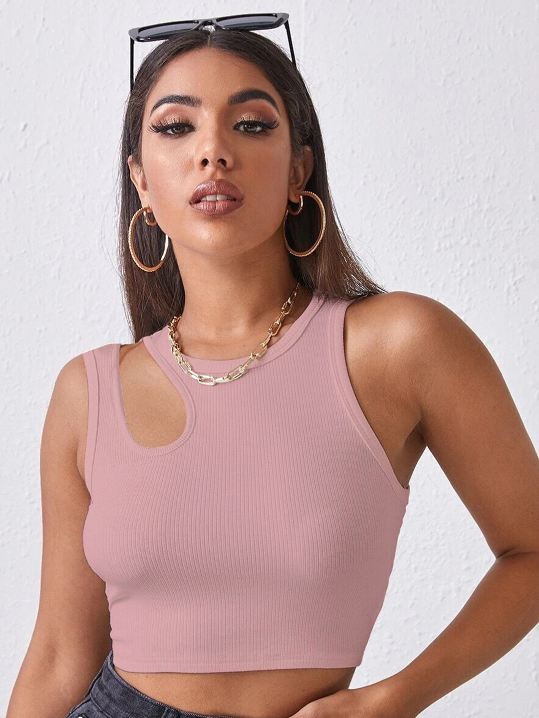 BAESD Sleeveless Fitted Crop Tank Top