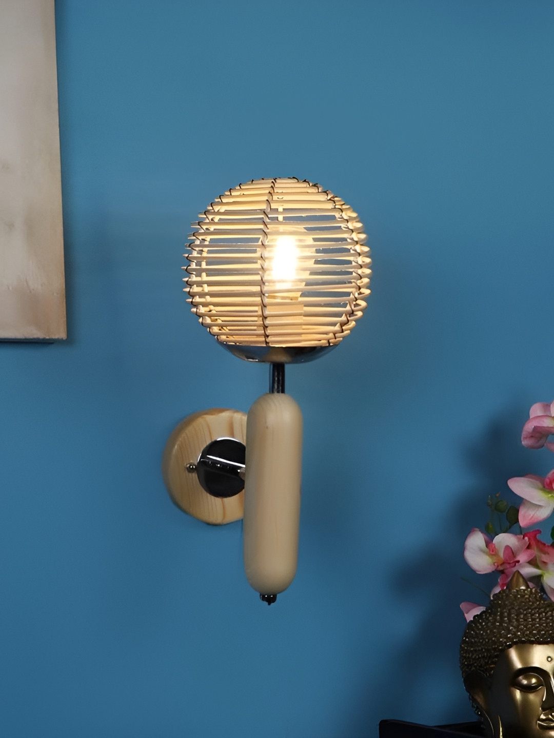 ELIANTE Cream Wooden Contemporary Spherical Shaped Wall Lamp