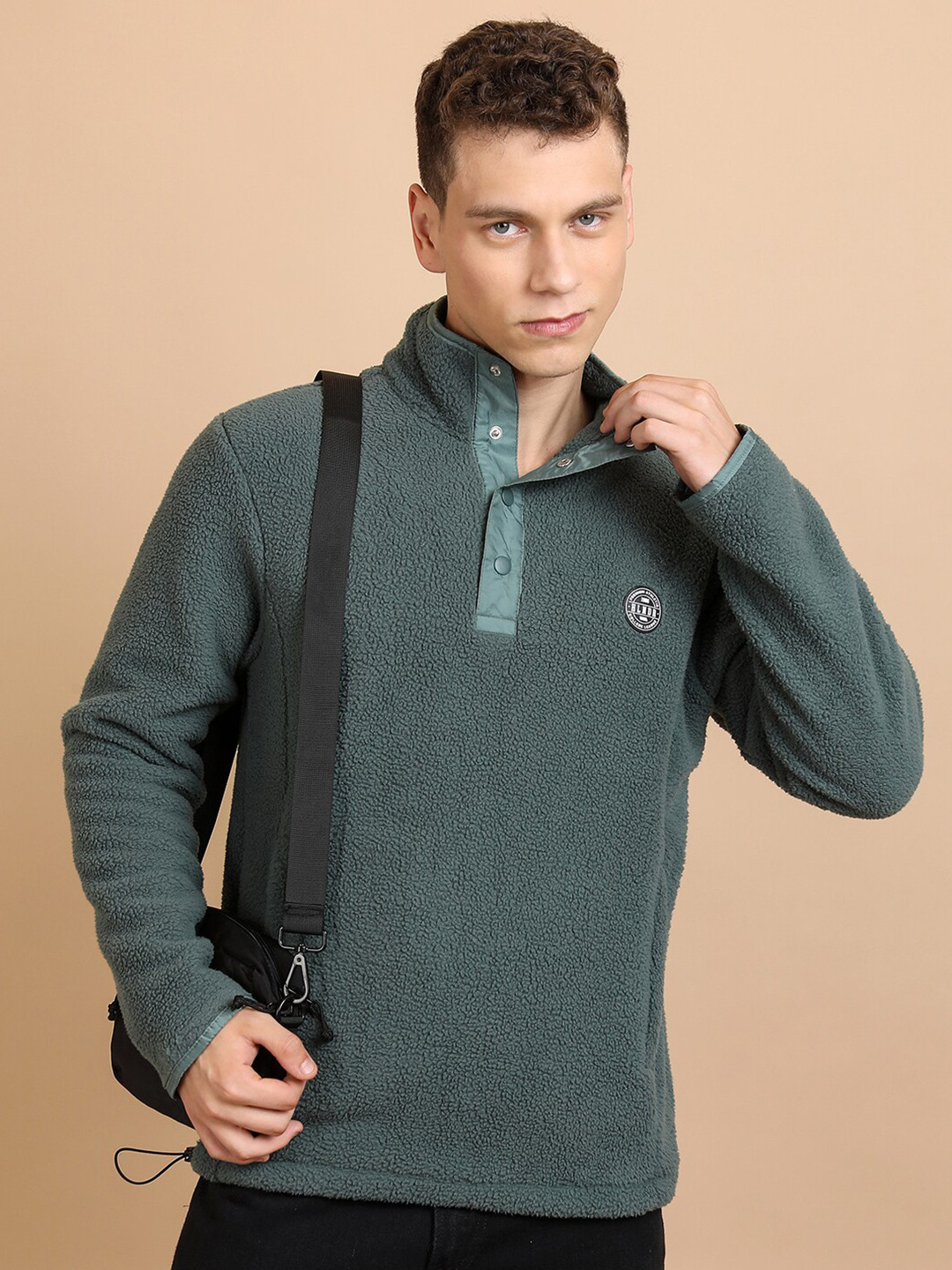 HIGHLANDER Self Design Regular Fit High Neck Toggle Hem Pullover