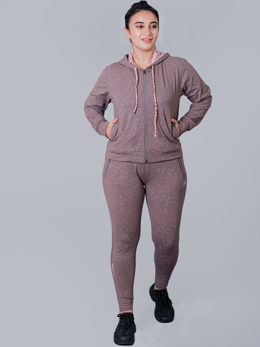 Keepfit Printed Hooded Sweatshirt With Leggings