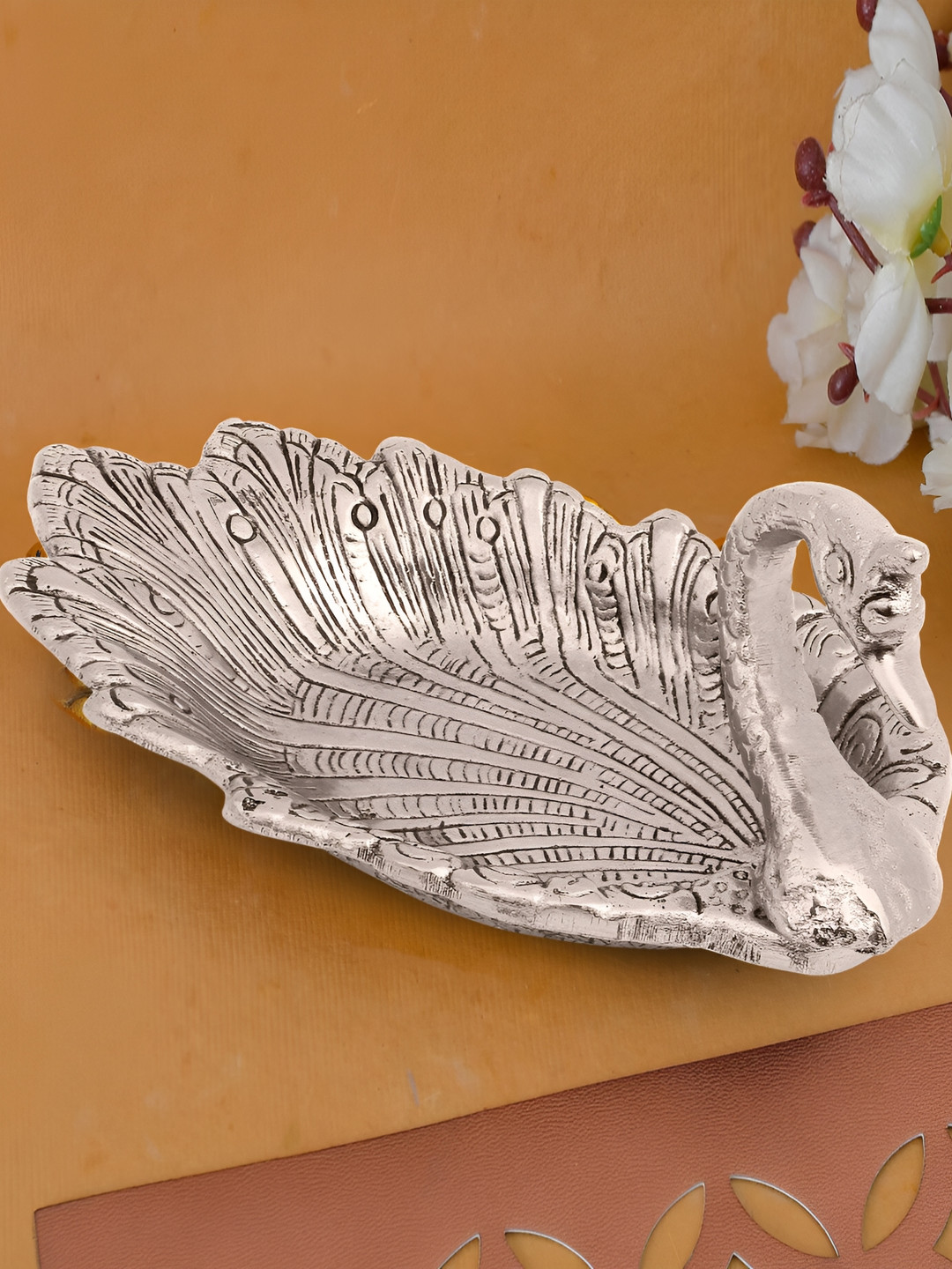 INTERNATIONAL GIFT Dry Fruit Dessert Platter Silver Metal Metallic Living Room Small Showpiece - 2.5 Inches