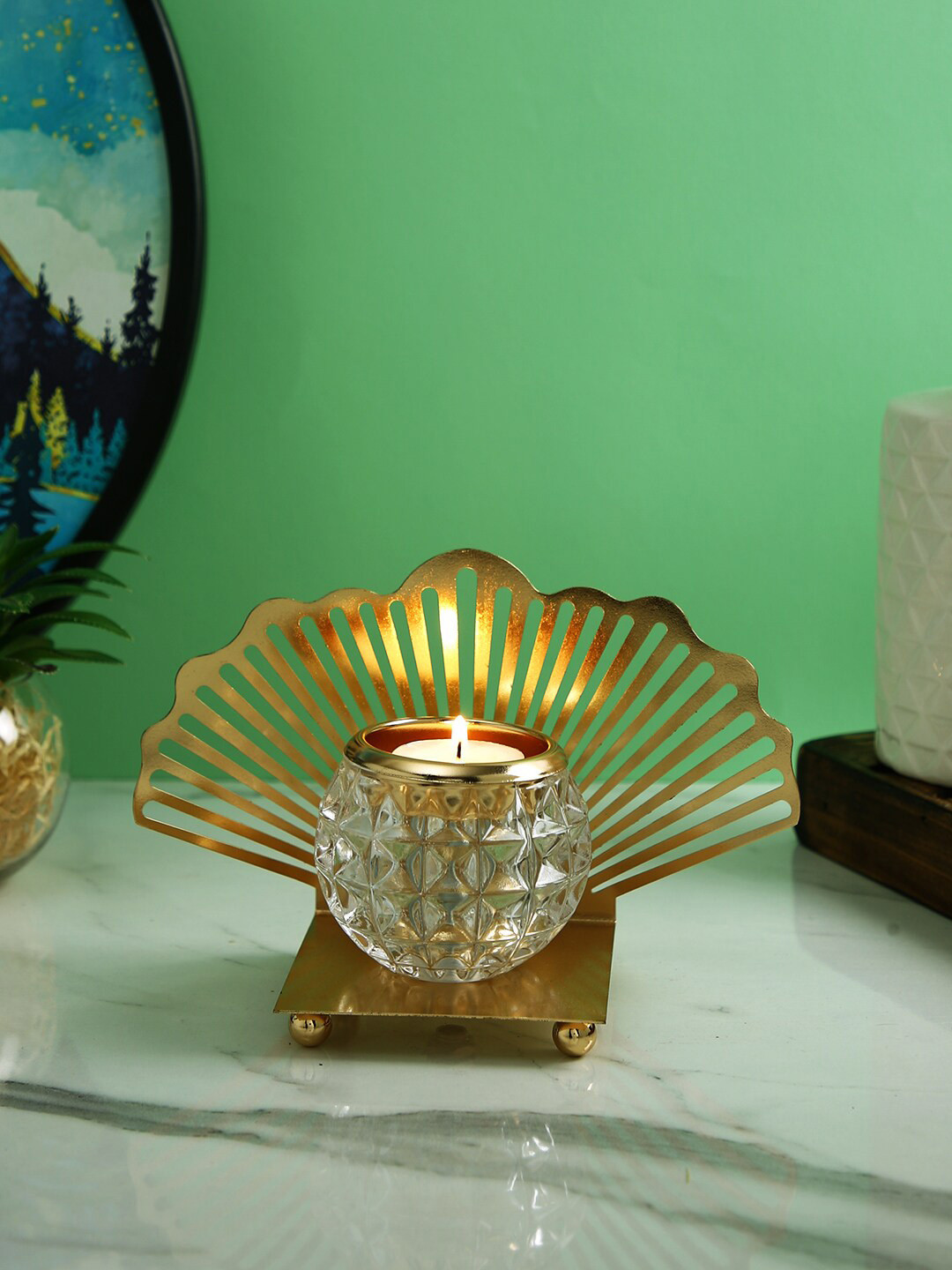 TAYHAA Gold Toned Transparent Textured Seashell Metal Glass Candle Holder