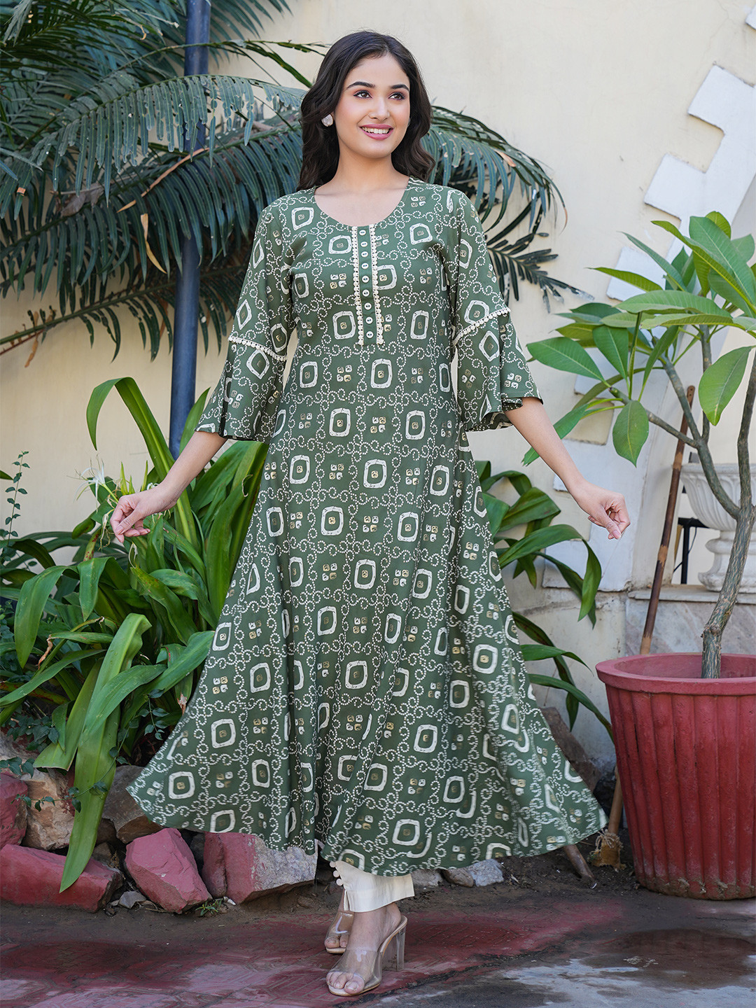 YASH GALLERY Bandhani Printed Bell Sleeves Kurta
