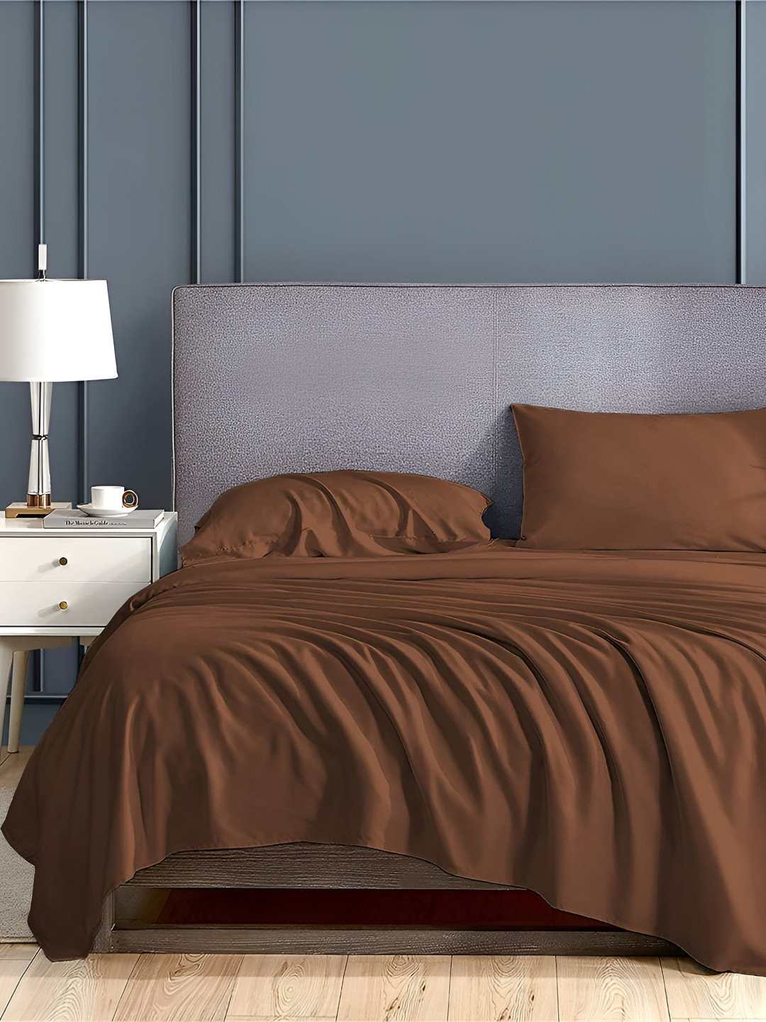 Bevi Brown Microfiber 180 TC Double Fine Bedsheet with a Pillow Cover-59 x 87 inches