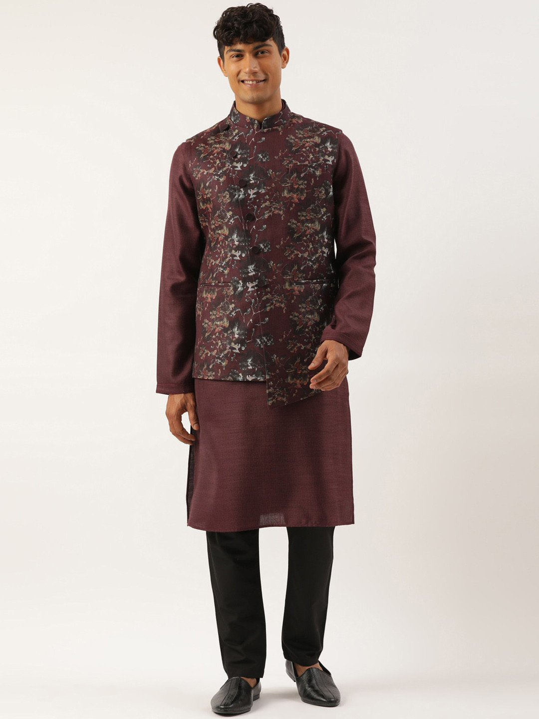 TheEthnic.Co Linen Kurta with Pyjamas & Printed Nehru Jacket