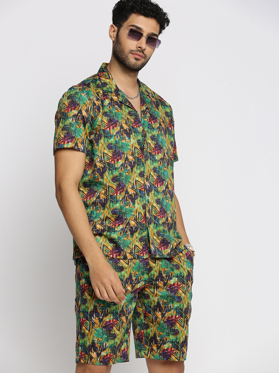 SHOWOFF Printed Oversized Shirt With Shorts Co-Ords