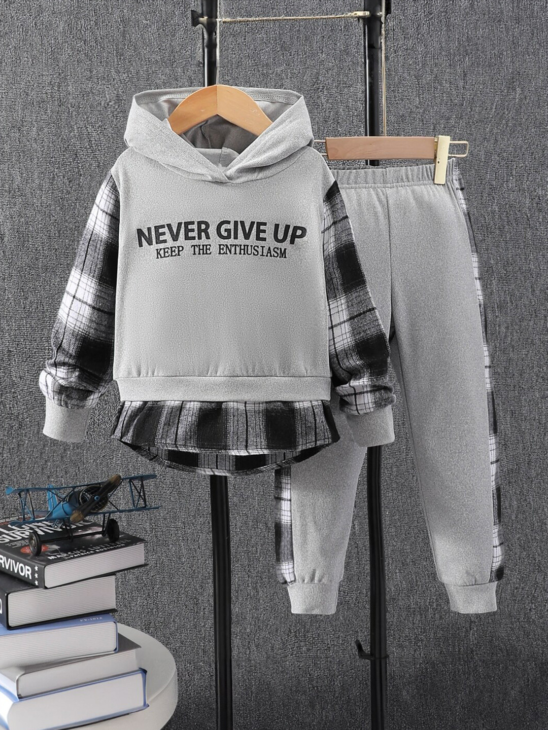 StyleCast Girls Grey Typography Printed Sweatshirt With Track Pant