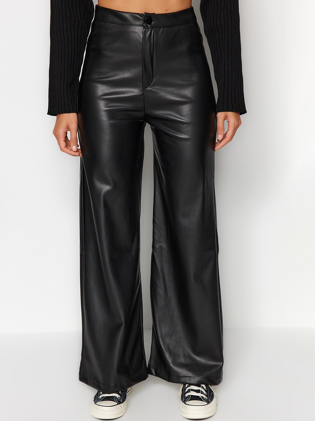 Trendyol Women Mid Rise Parallel Trousers