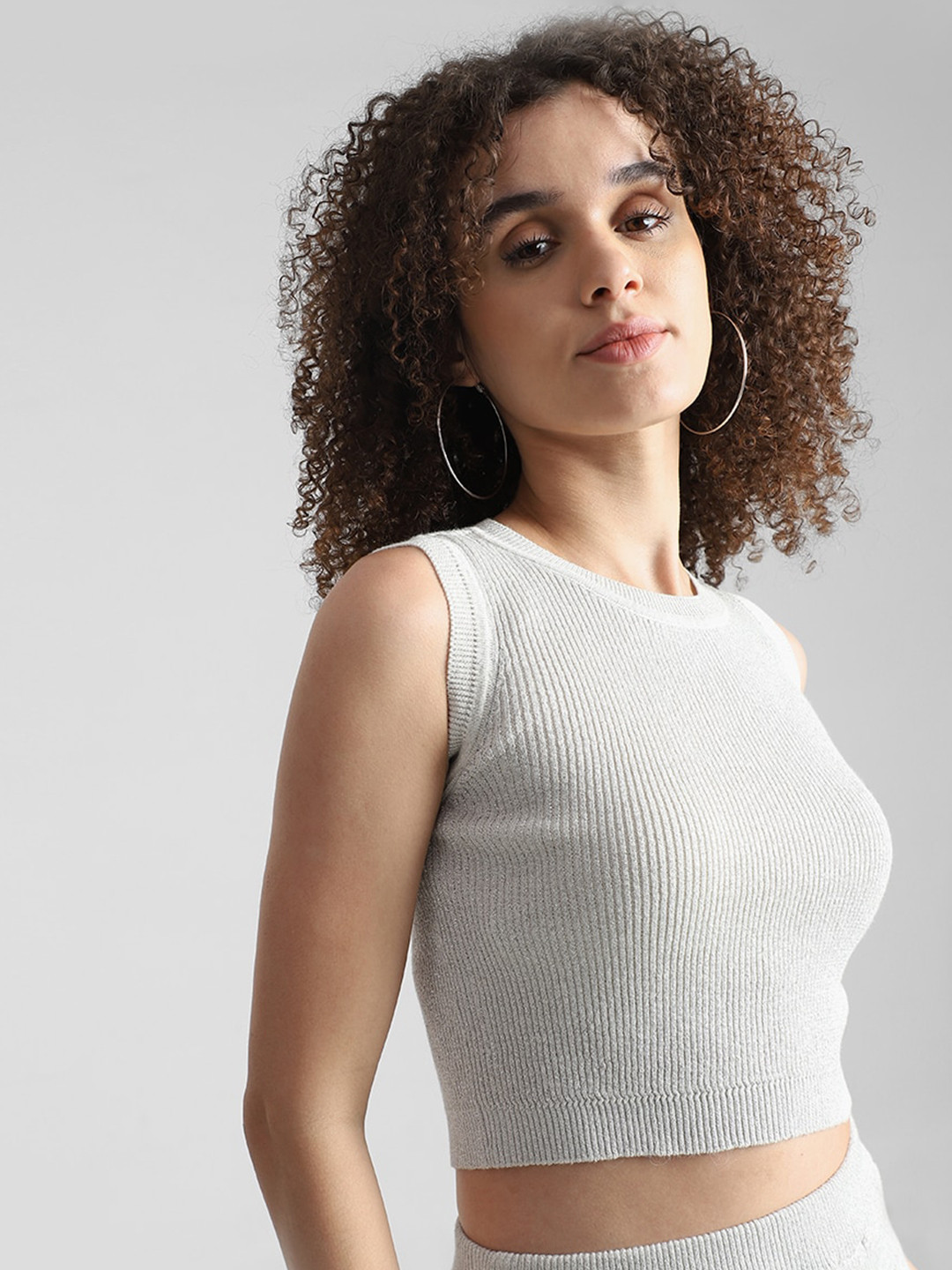 ONLY Sleeveless Knitted Fitted Crop Top