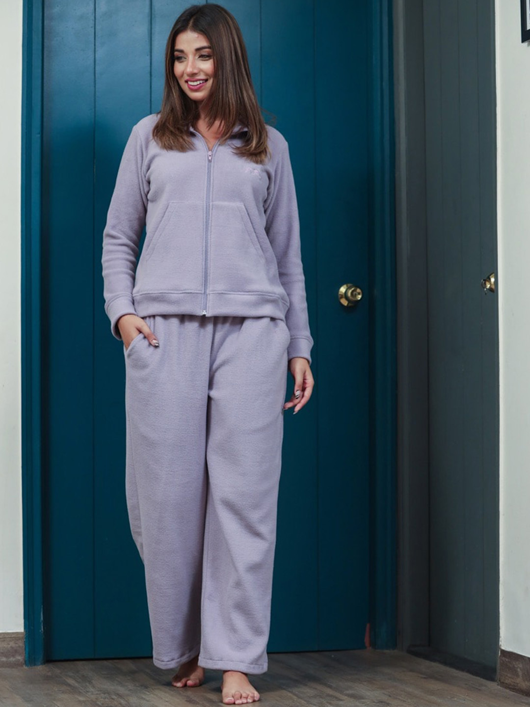 FEATHERS CLOSET Shirt Collar Woolen Sweatshirt & Pyjamas Night Suit