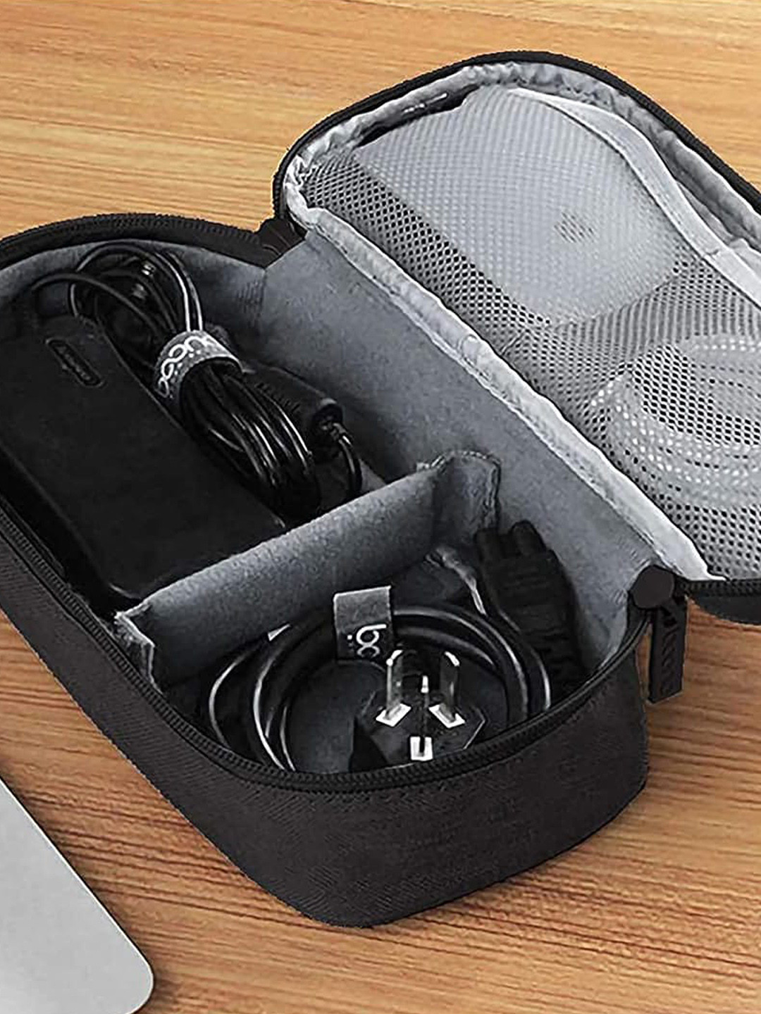 HOUSE OF QUIRK Black Textured Oxford Waterproof & Portable Hard Travel Cord Organiser