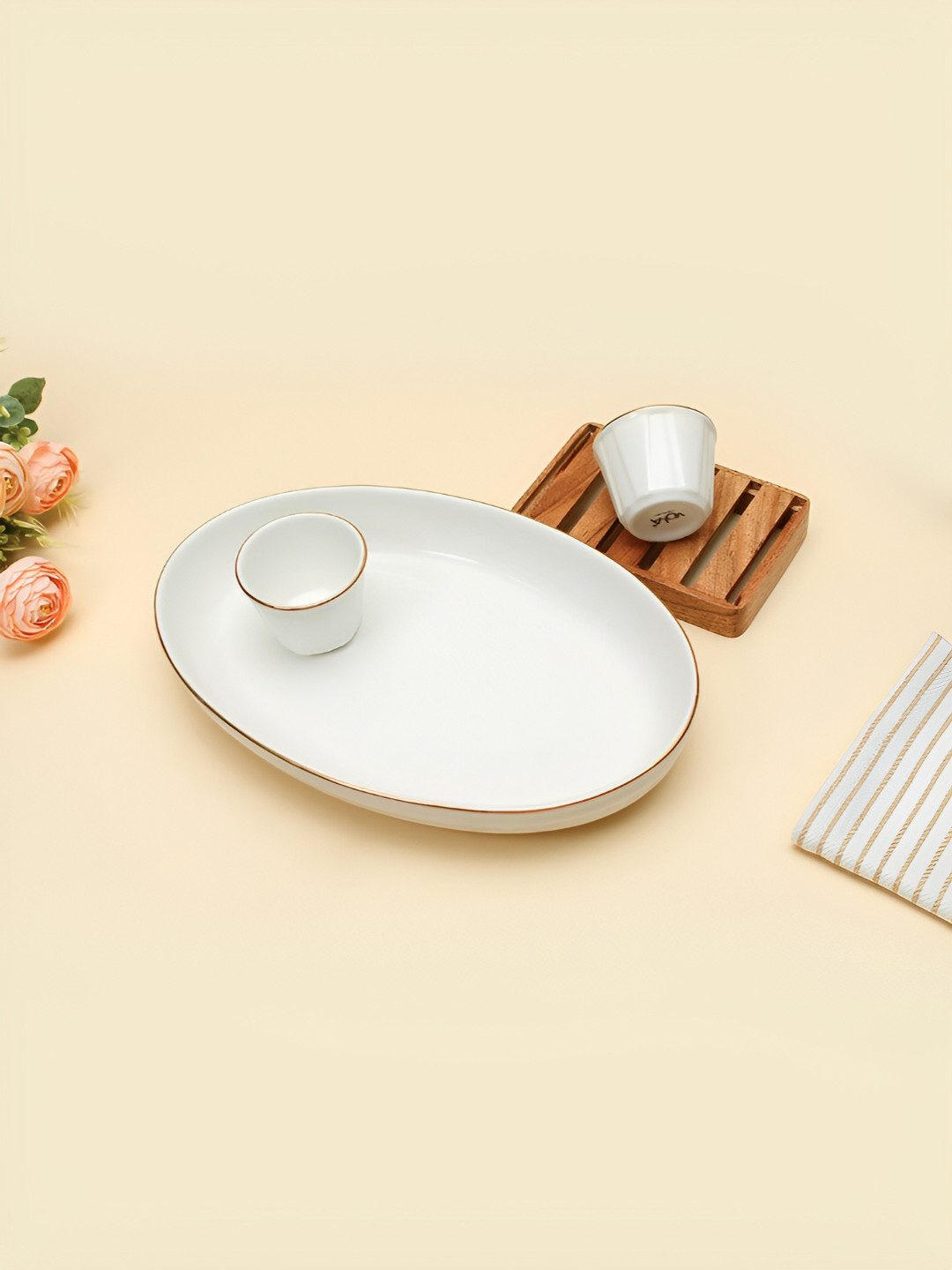 Vola Global LLP 3 Pieces White & Golden Dishwasher Safe Serving Dish