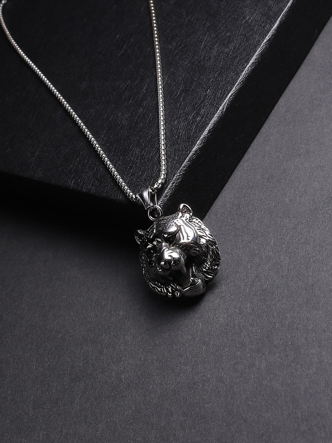 French Accent Silver-Plated Tiger-Shaped Pendants with Chains