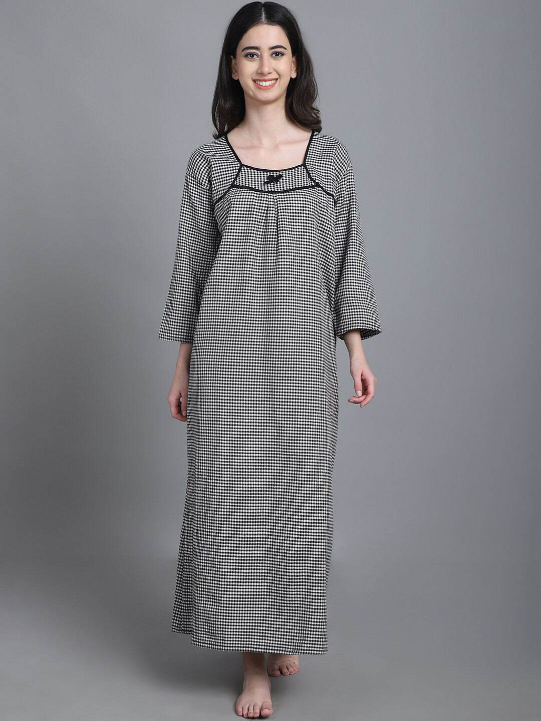 Shararat Checked Round Neck Long Sleeves Maxi Nightdress