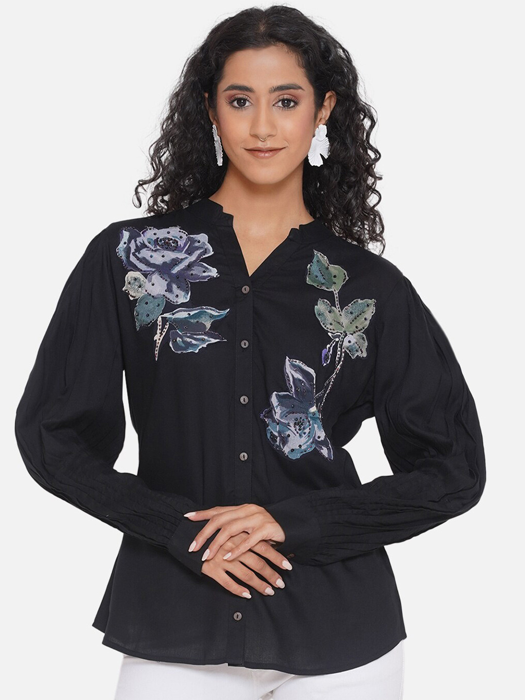 bellamia Smart Tailored Fit Floral Applique Beaded Shirt