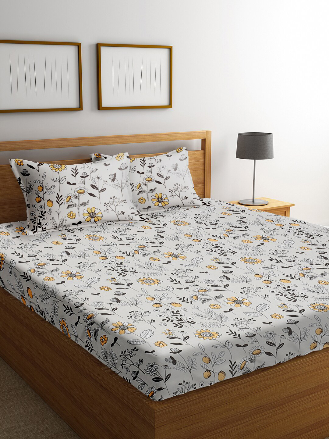 URBAN DREAM Grey 210 TC Queen Bedsheet with 2 Pillow Covers