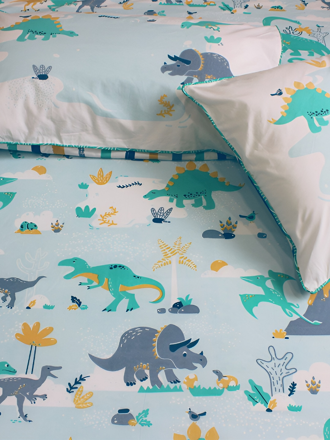 Silverlinen Dinosaurs250 TC Queen Bedsheet with 2 Pillow Cover