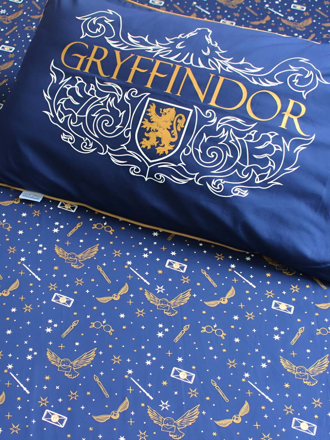 Silverlinen Harry Potter Gryffindor Blue Conversational Cotton 250 TC Single Fine Bedsheet with a Pillow Cover-58 x 88 inches