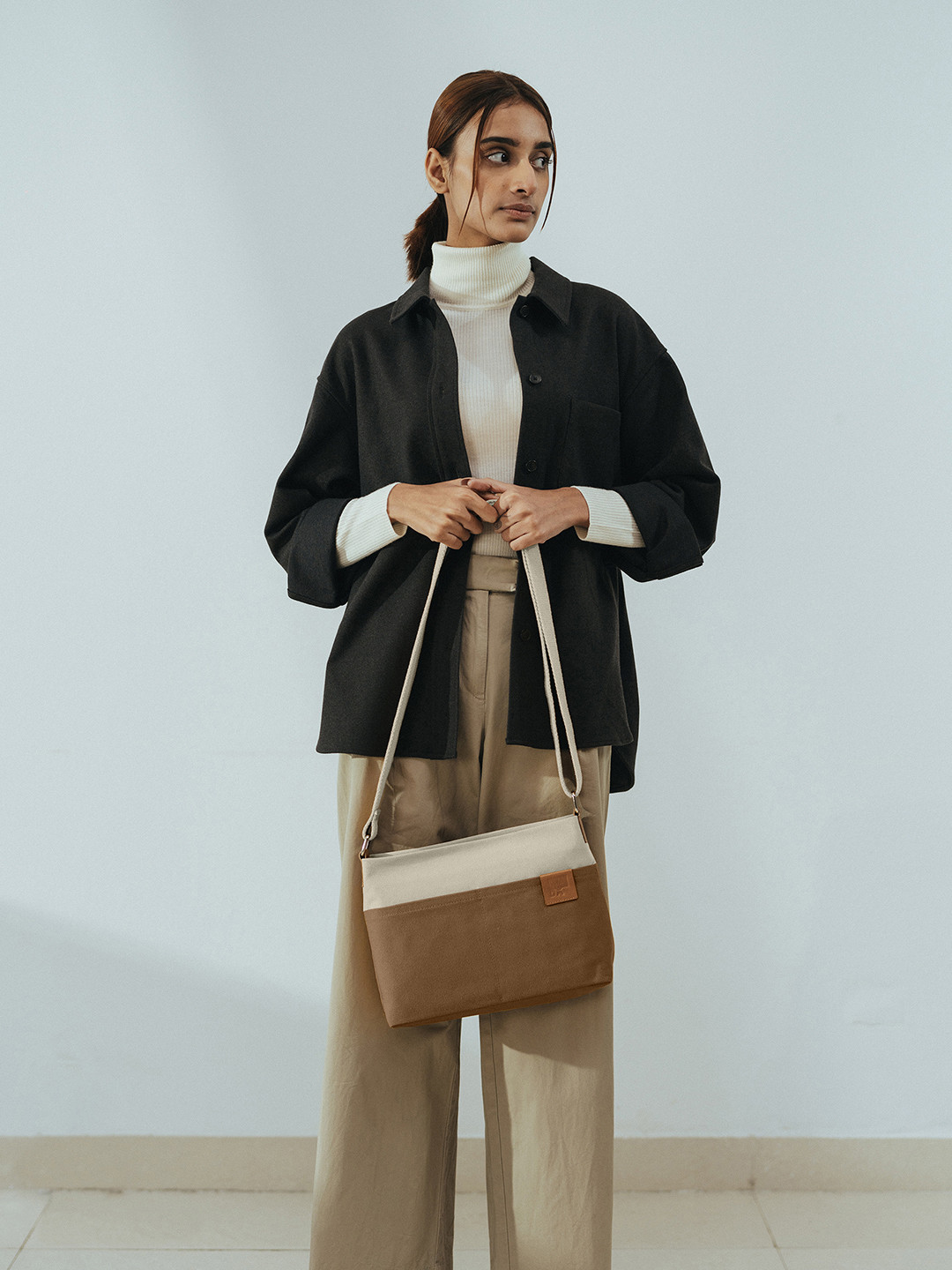 DailyObjects Unisex Colorblocked Structured Sling Bag