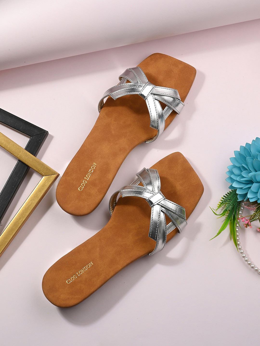 CLOG LONDON Bow Embellished Square Toe Block Heels